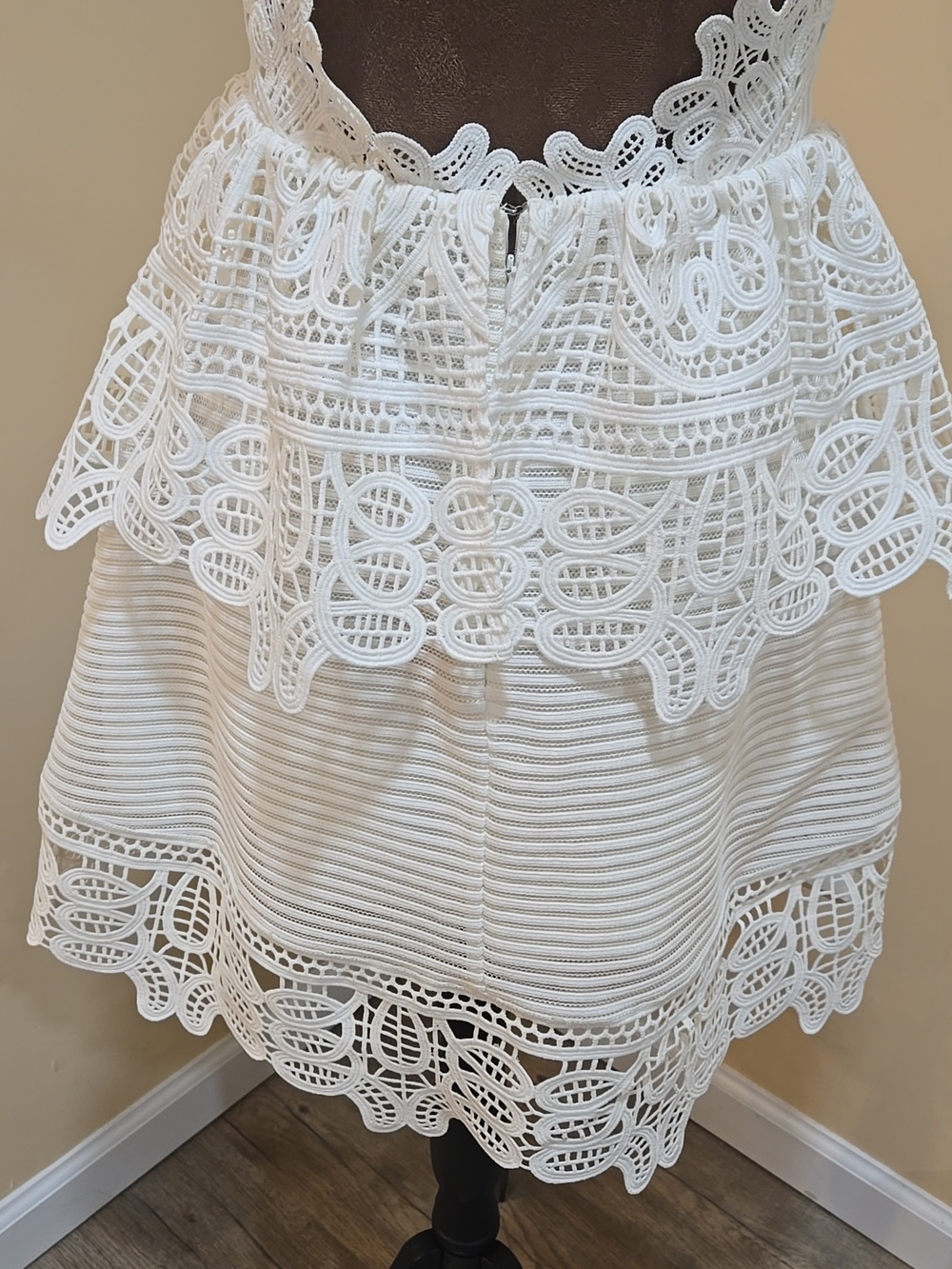 Self-Portrait White Lace Dress!!! - Picture 7 of 8